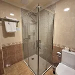 Hhb Confort Hotel *