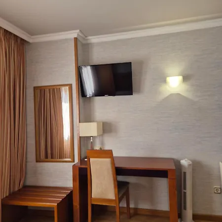 Hotel Hhb Confort *