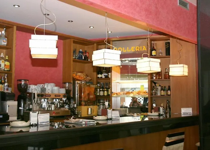 Hhb Confort Szálloda *